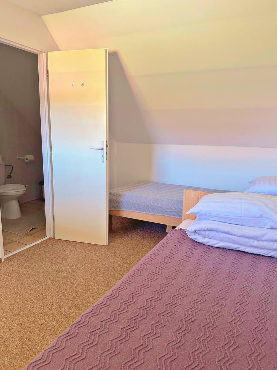 Hotel Marislav Cesnovice Ngoại thất bức ảnh
